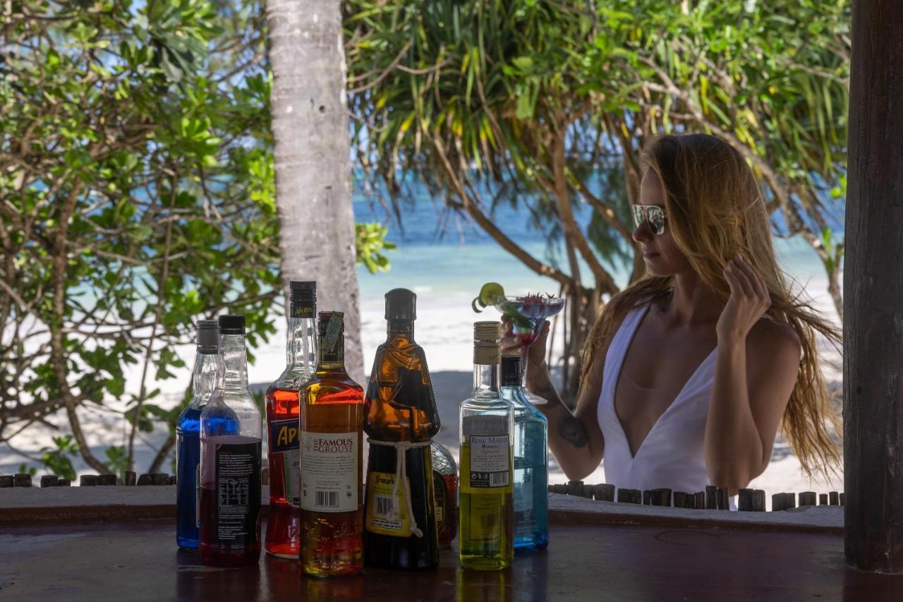 F-Zeen Boutique Hotel Zanzibar อูโร ภายนอก รูปภาพ