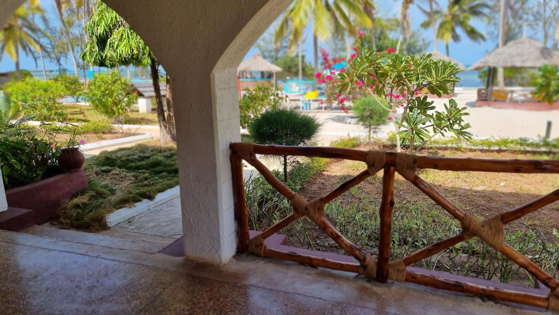 F-Zeen Boutique Hotel Zanzibar อูโร ภายนอก รูปภาพ